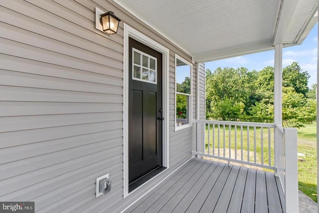 7501 Riddle Avenue - Photo 3