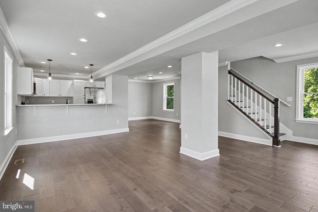 7501 Riddle Avenue - Photo 6