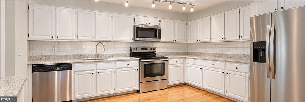 603 Admiral Drive - Photo 1