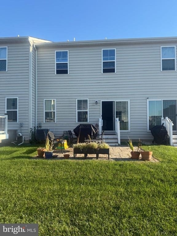 421 Goodwick Drive - Photo 2