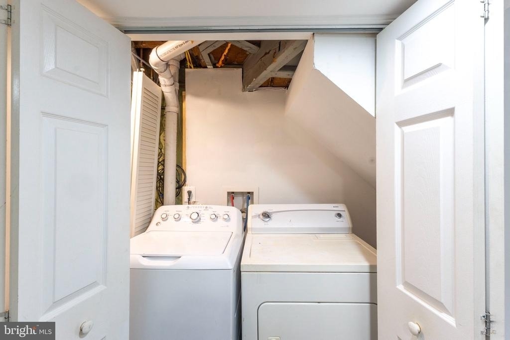 5027 11th Street Ne - Photo 43