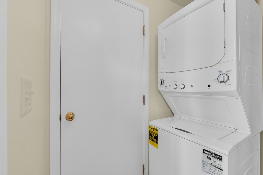 14030 Danbury Drive - Photo 10