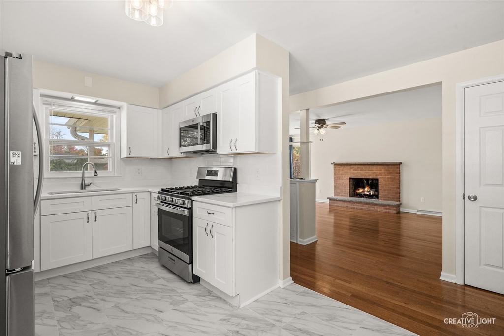 319 S Buell Avenue - Photo 2