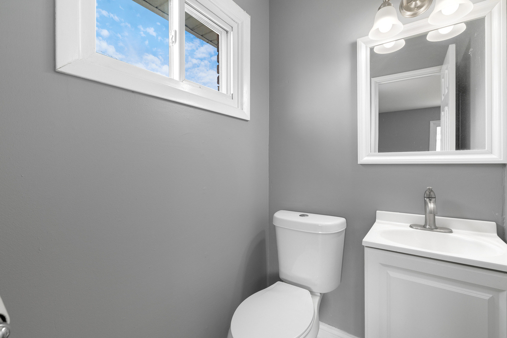 1278 Burnham Avenue - Photo 14