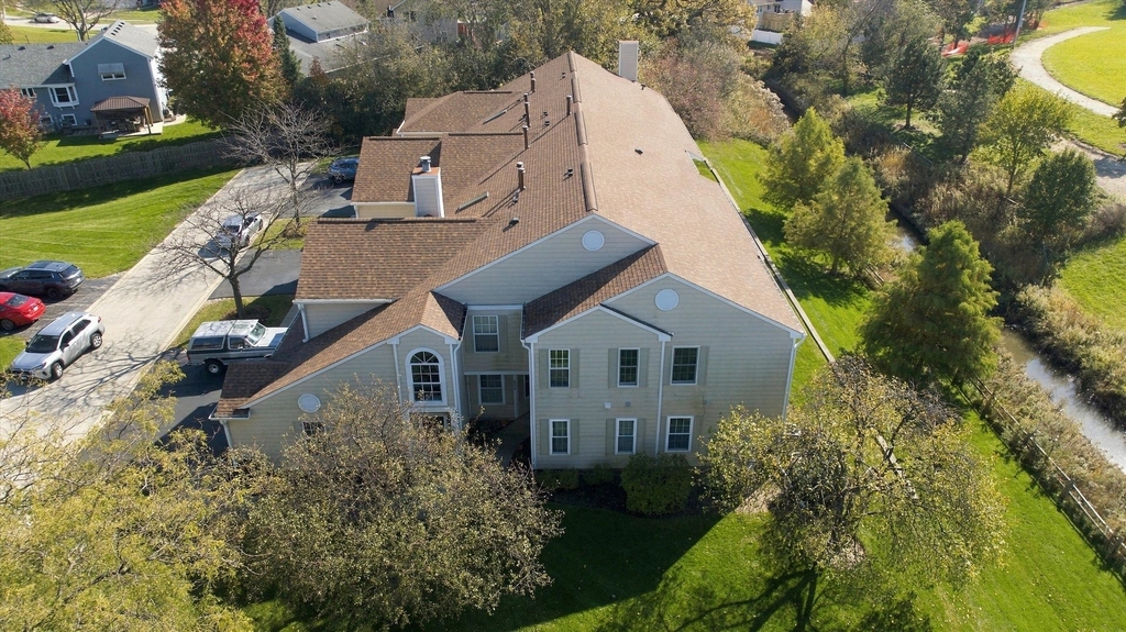633 W Streamwood Boulevard - Photo 20