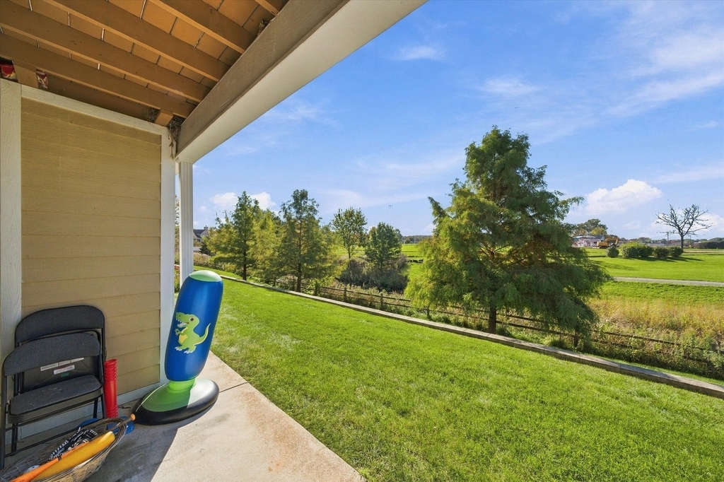 633 W Streamwood Boulevard - Photo 13