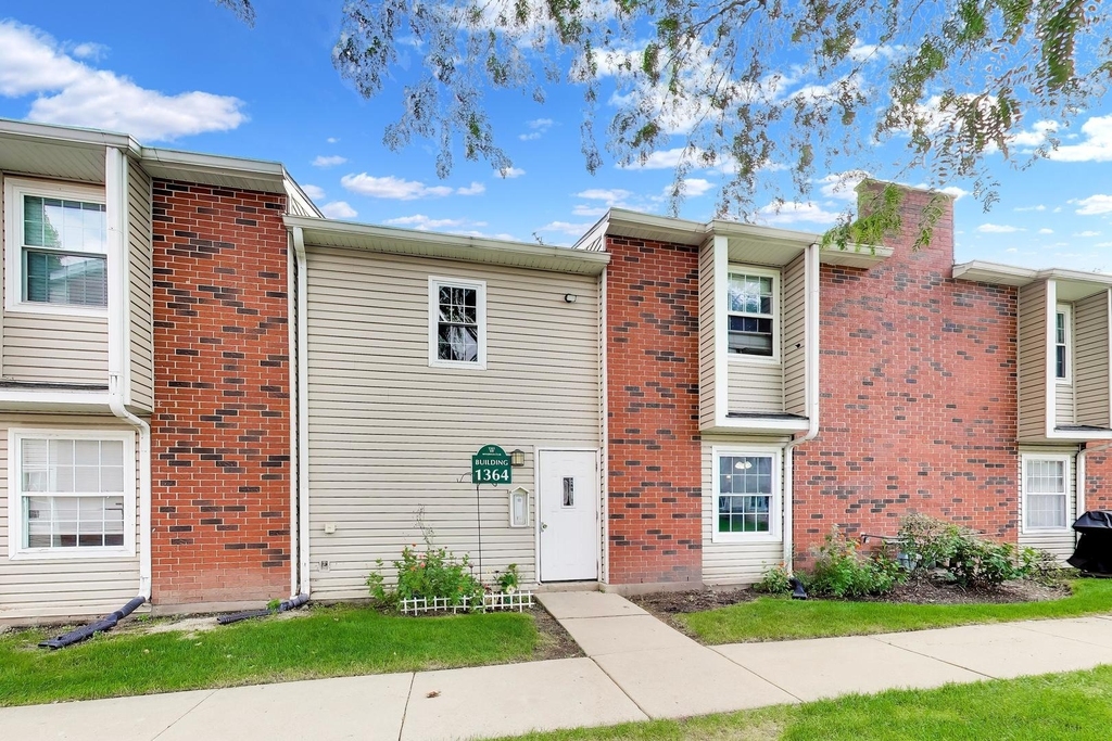 1364 E Wyndham Circle - Photo 0