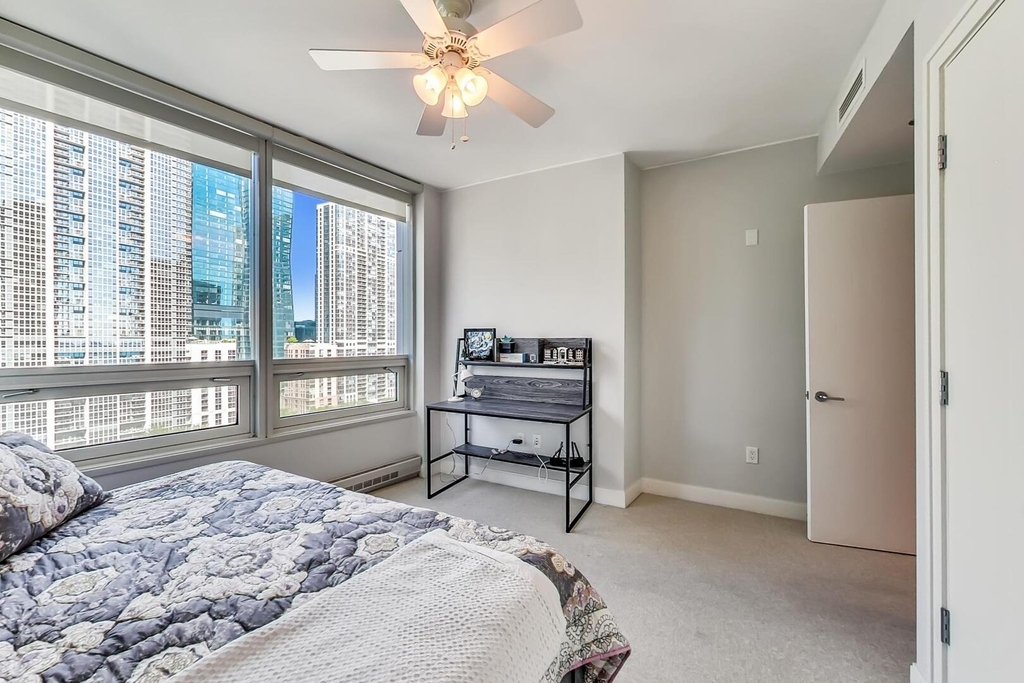 340 E Randolph Street - Photo 19