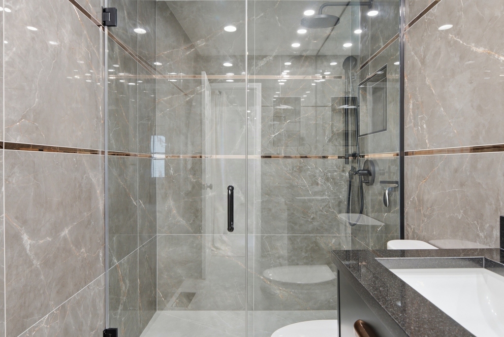 740 Thompson Court - Photo 18