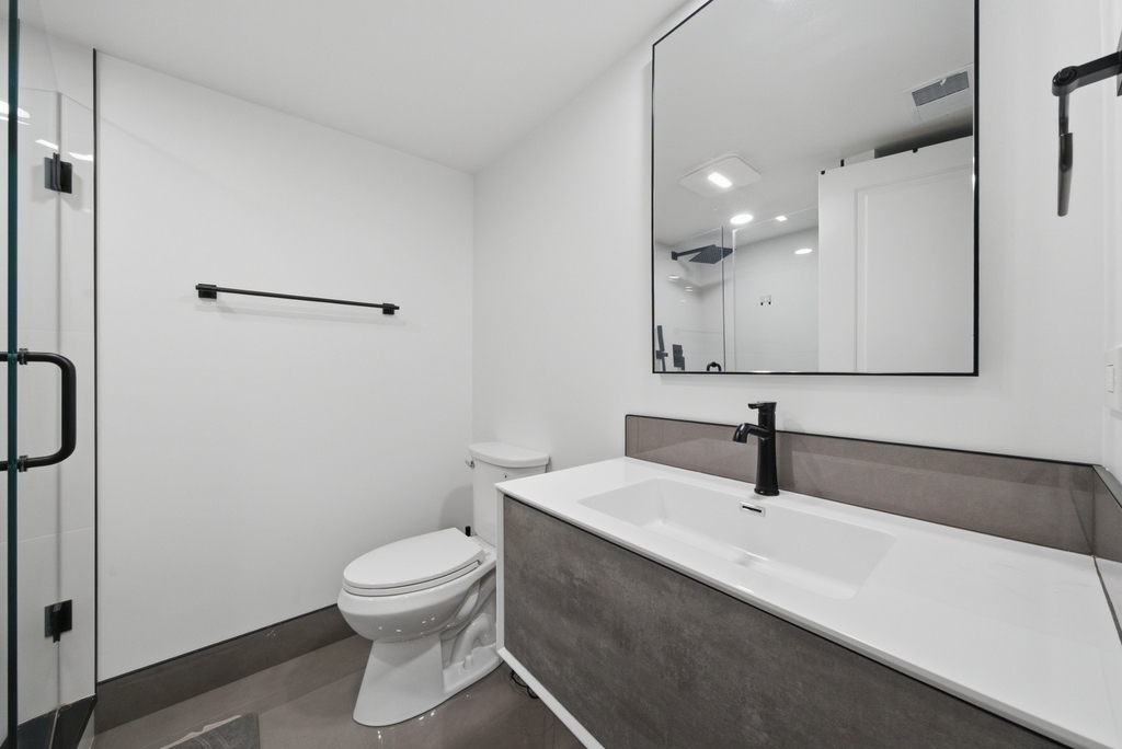 740 Thompson Court - Photo 23
