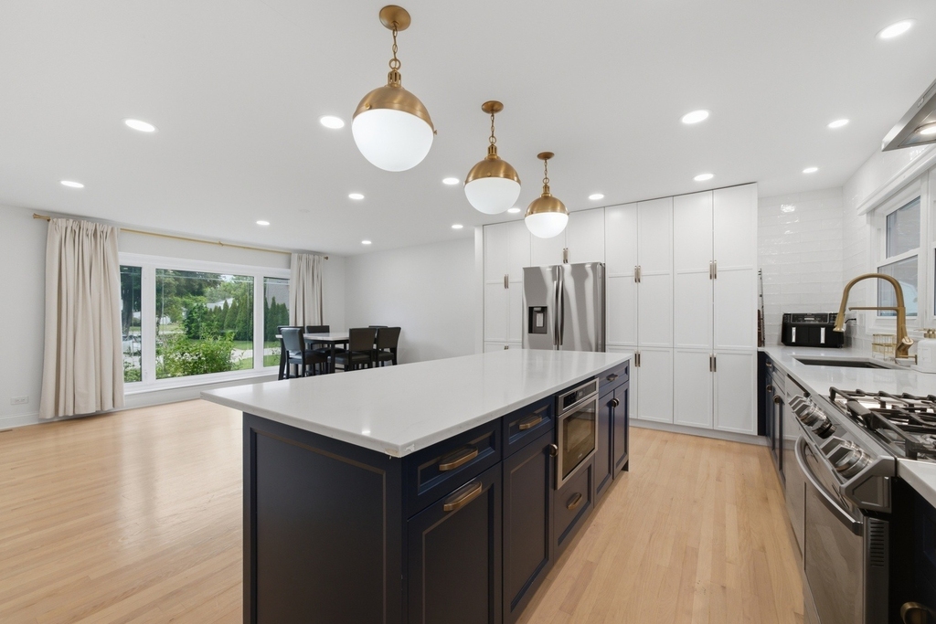 740 Thompson Court - Photo 14