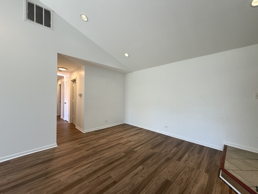1228 Bradwell Lane - Photo 5