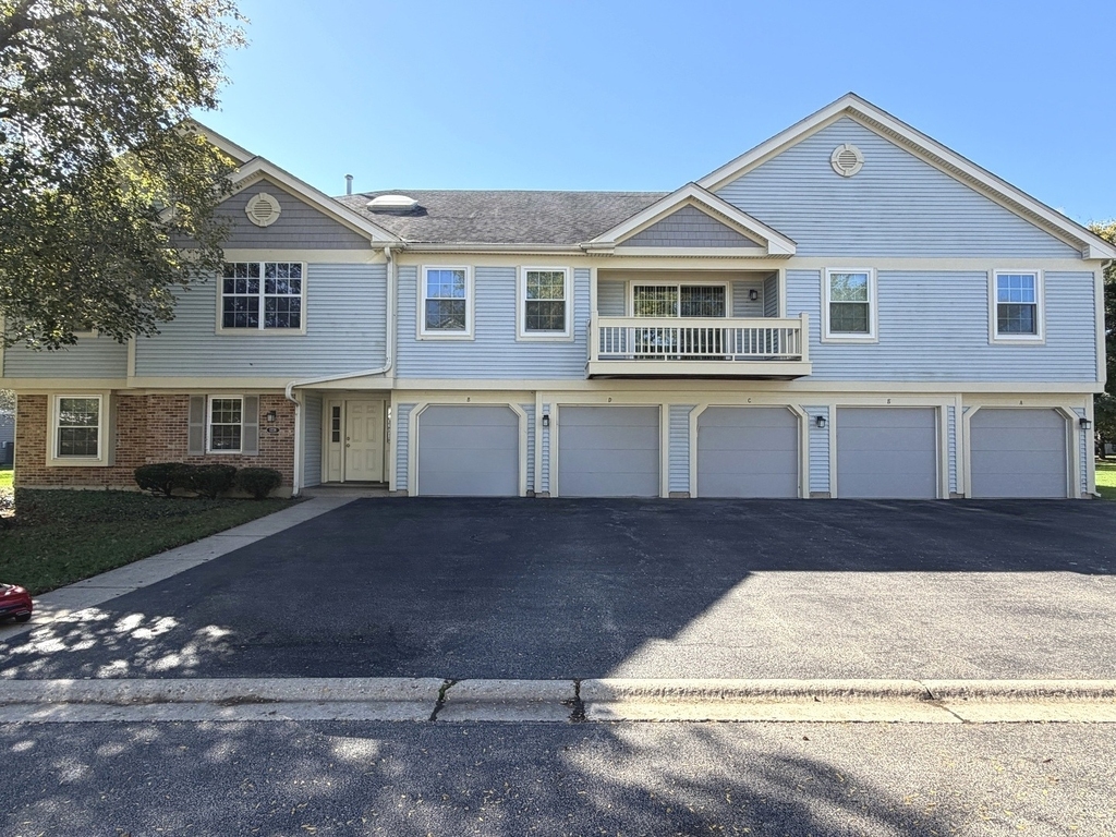 1228 Bradwell Lane - Photo 0
