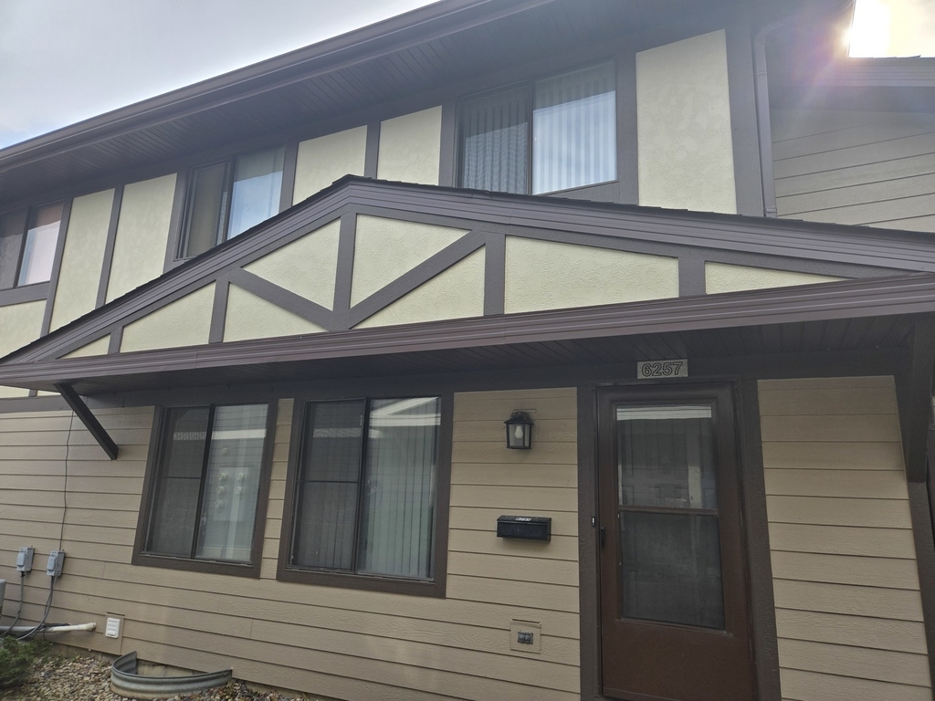 6257 Gold Circle - Photo 0