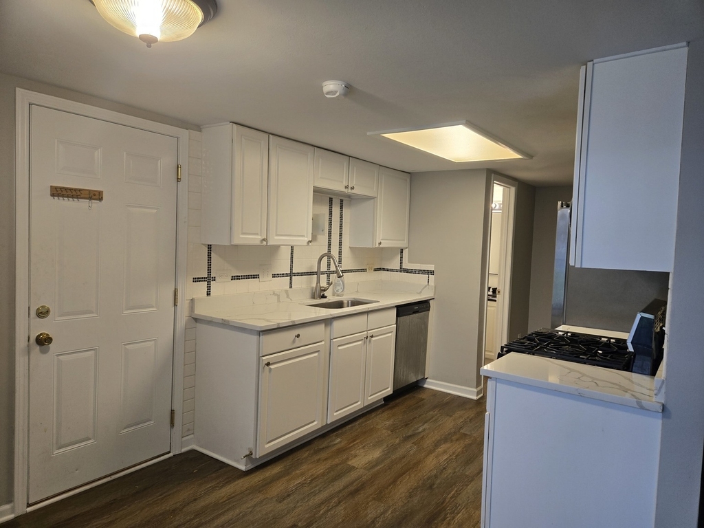 6257 Gold Circle - Photo 2