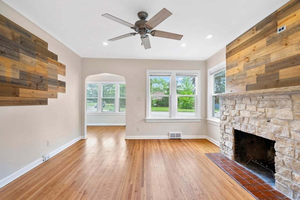 707 Mchenry Avenue - Photo 8
