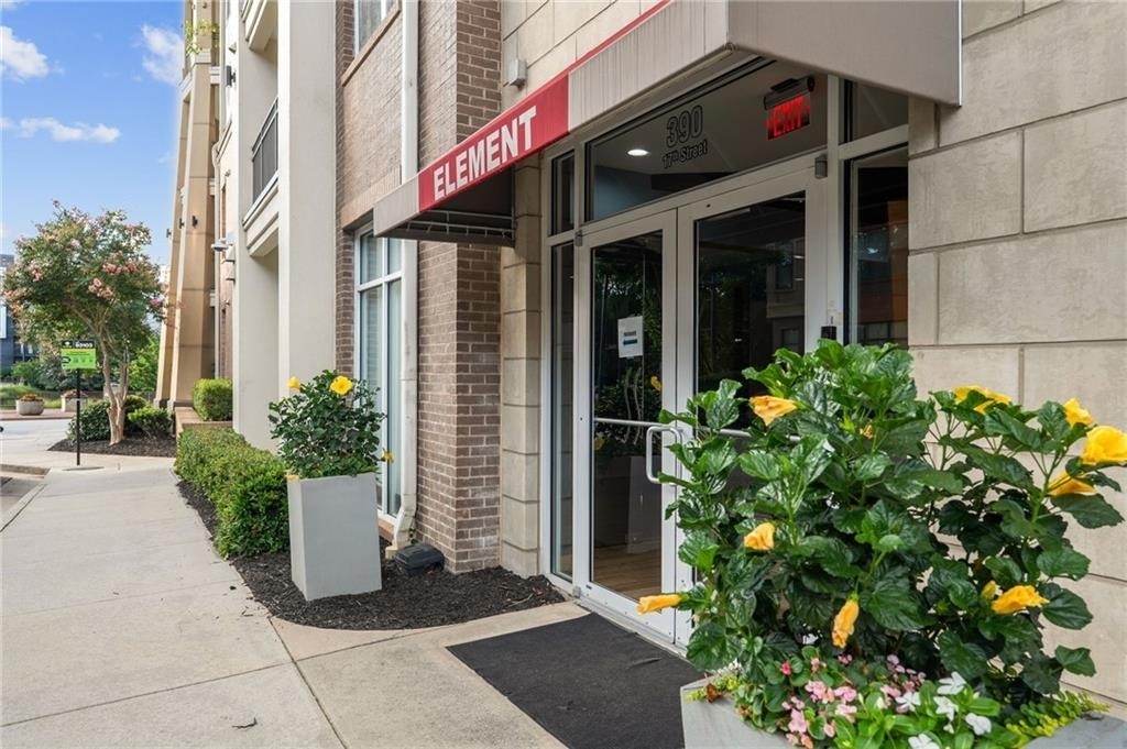 390 17th Street Nw - Photo 14