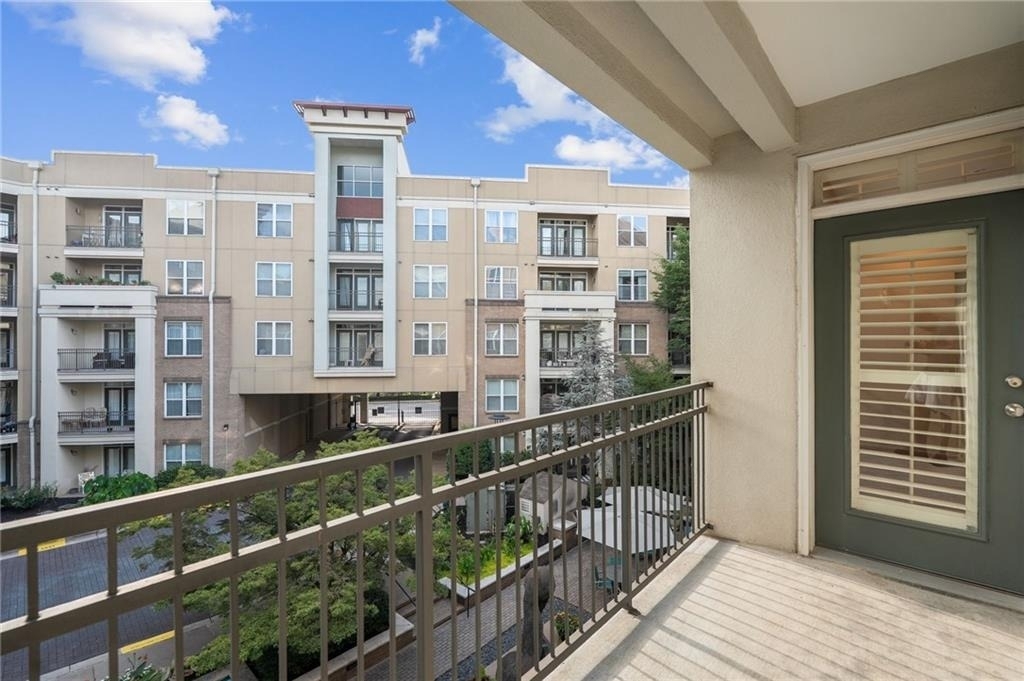 390 17th Street Nw - Photo 35