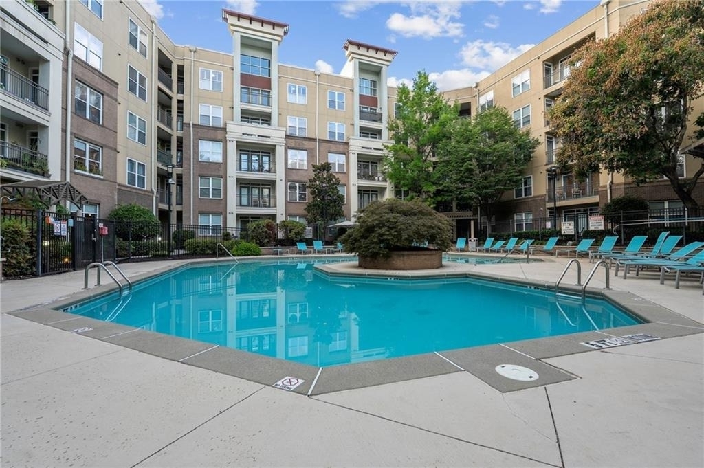 390 17th Street Nw - Photo 22