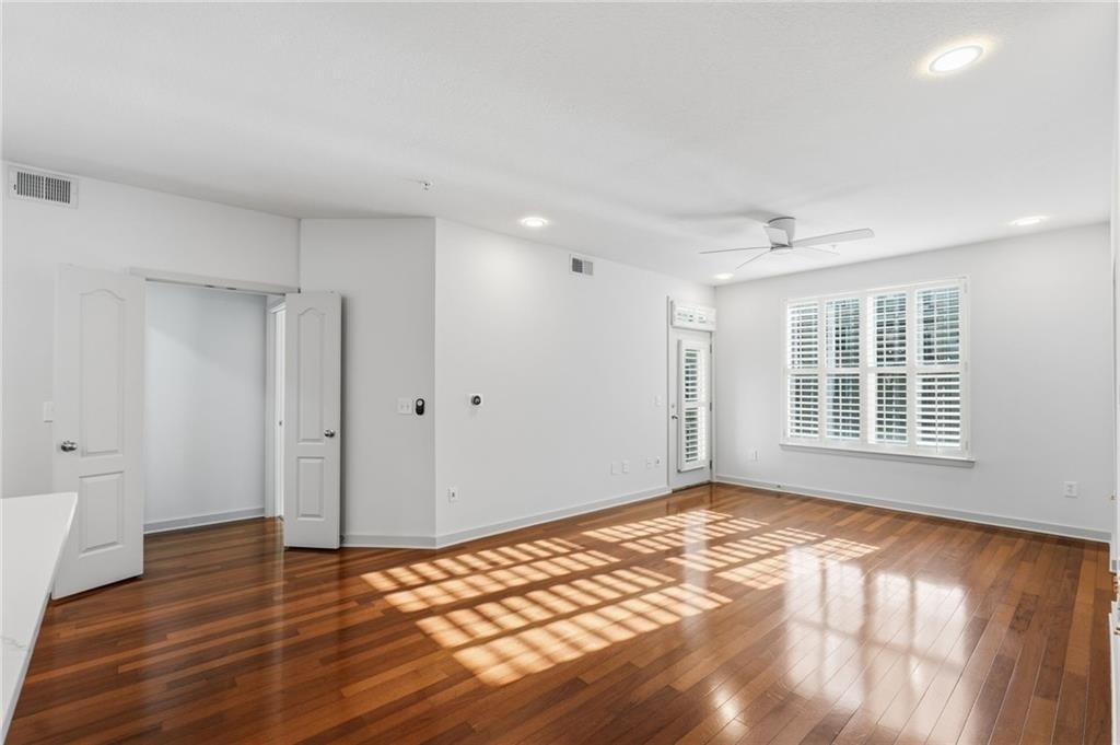 390 17th Street Nw - Photo 30