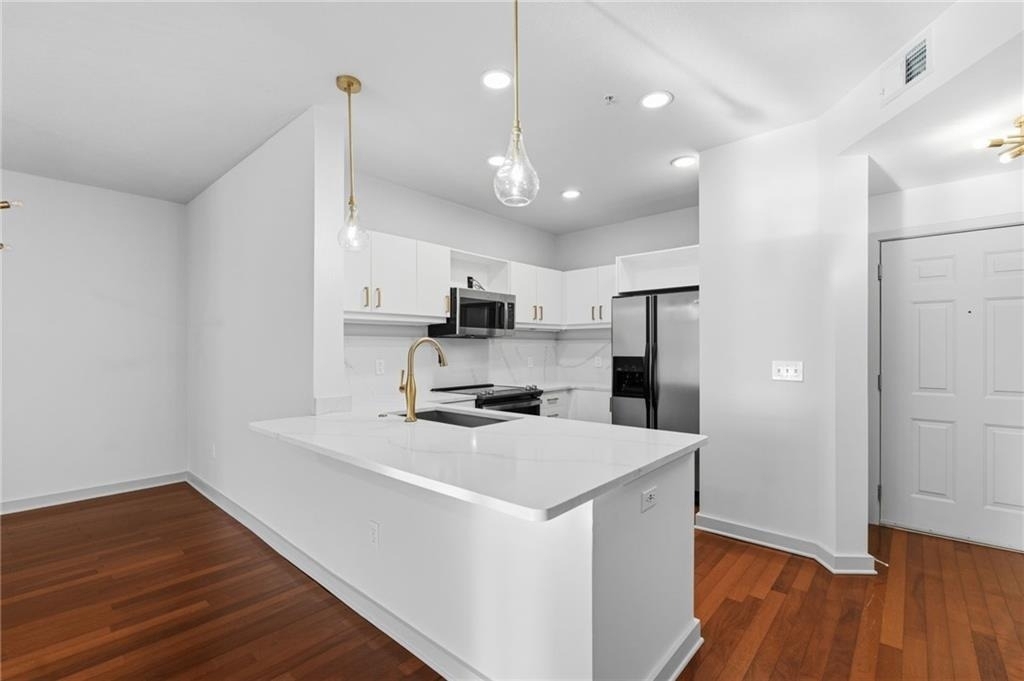 390 17th Street Nw - Photo 28