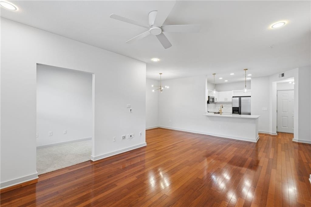 390 17th Street Nw - Photo 25