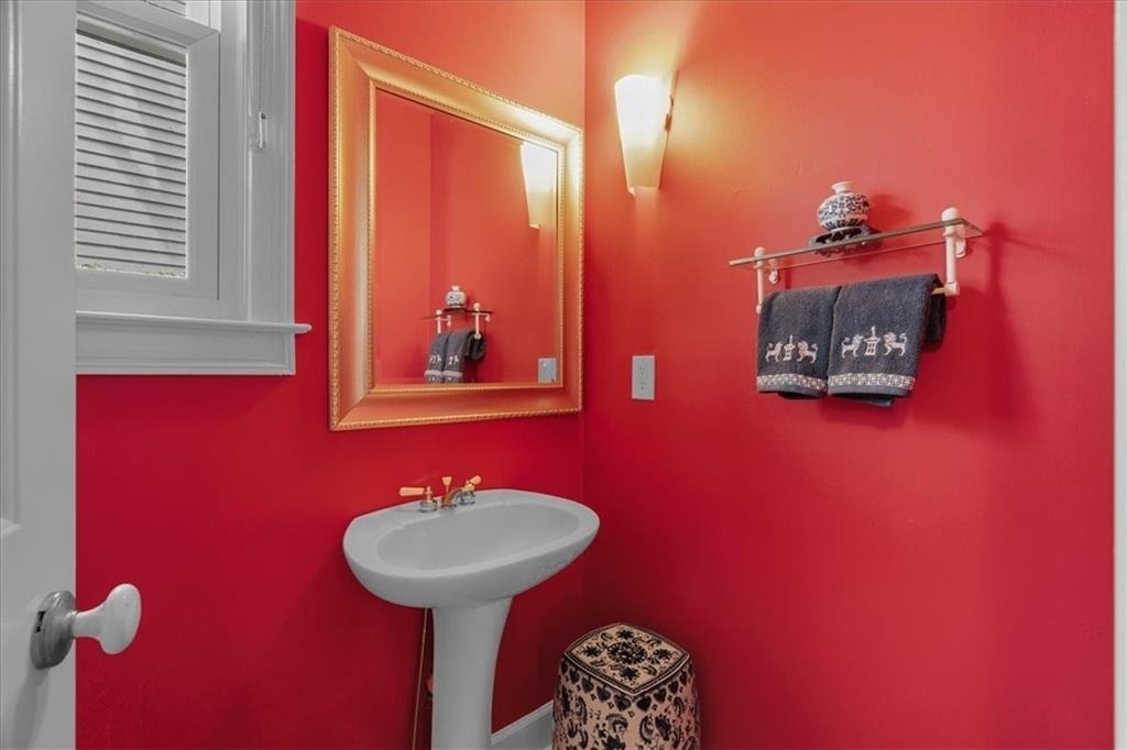 361 Delmont Drive Ne - Photo 20