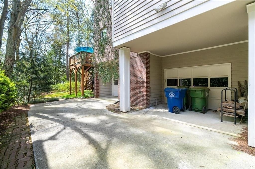 361 Delmont Drive Ne - Photo 29
