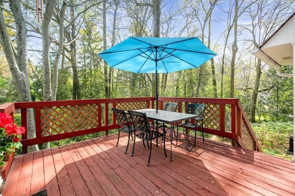 361 Delmont Drive Ne - Photo 27