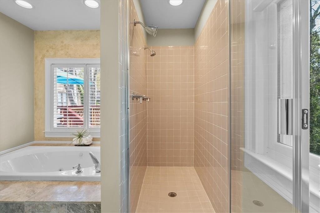 361 Delmont Drive Ne - Photo 15