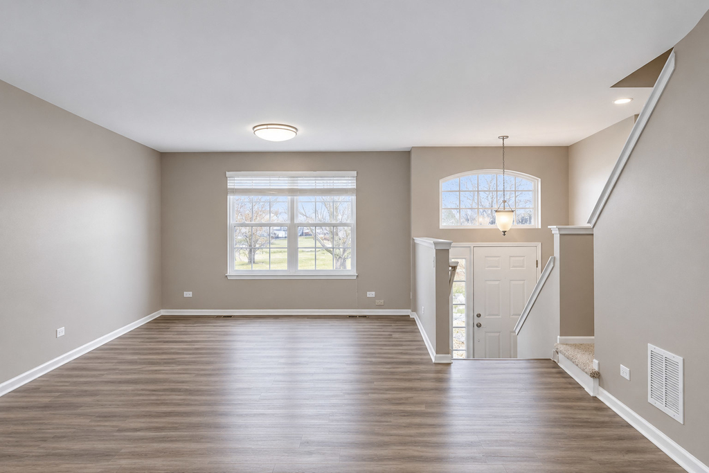 14527 Patriot Square Drive E - Photo 4