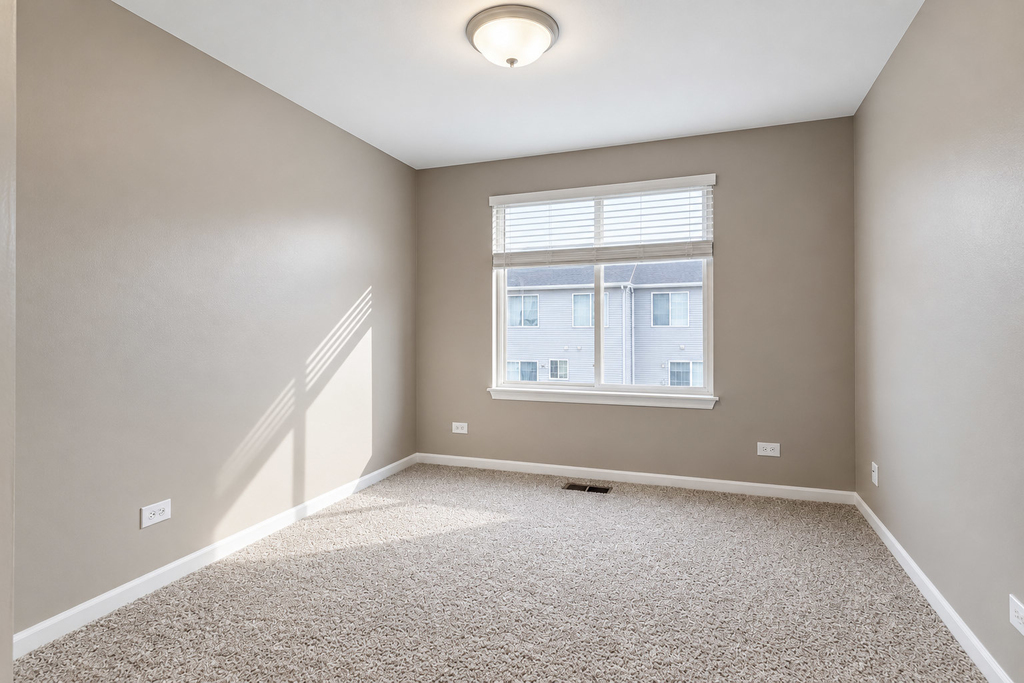 14527 Patriot Square Drive E - Photo 13