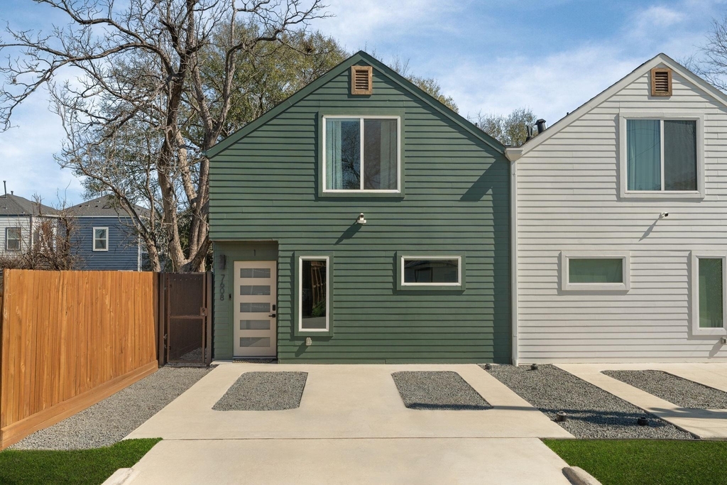 7608 De Priest Street - Photo 1