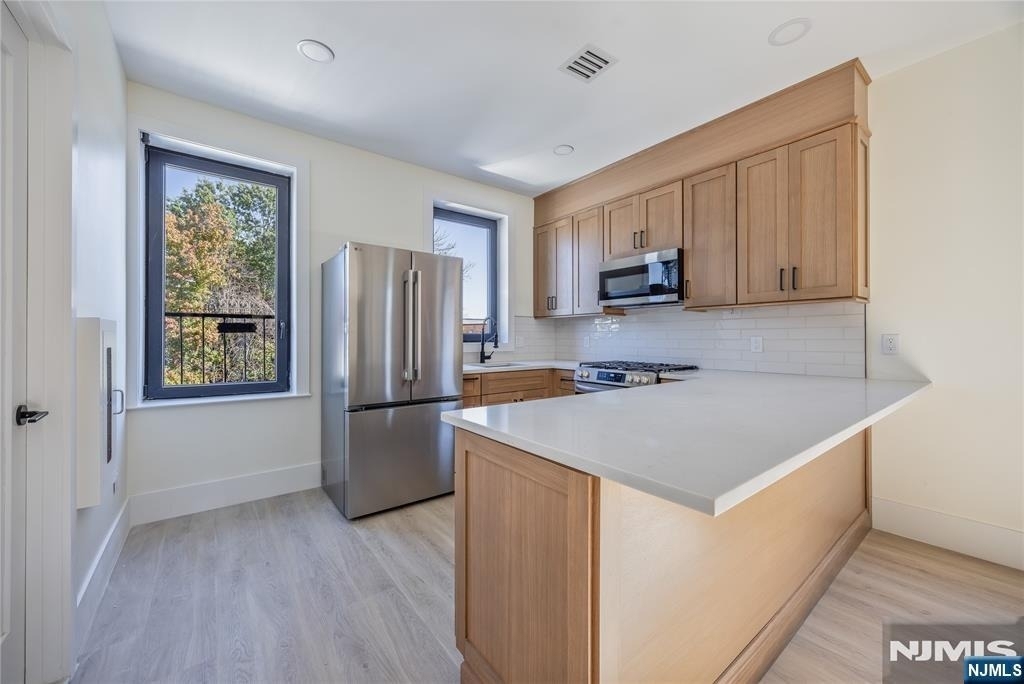 66 Palisade - Photo 7