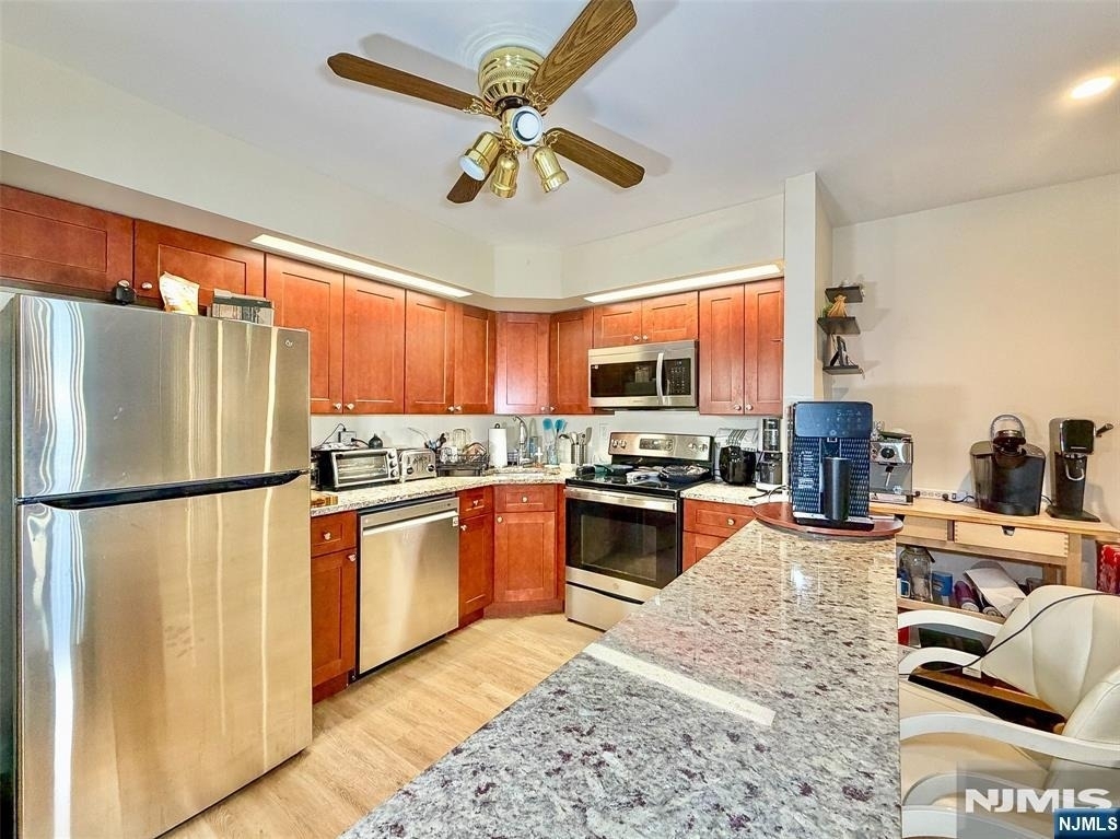 403 River Renaissance - Photo 2