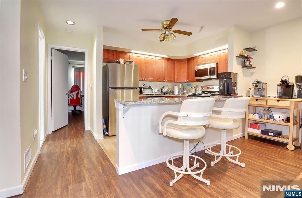 403 River Renaissance - Photo 4