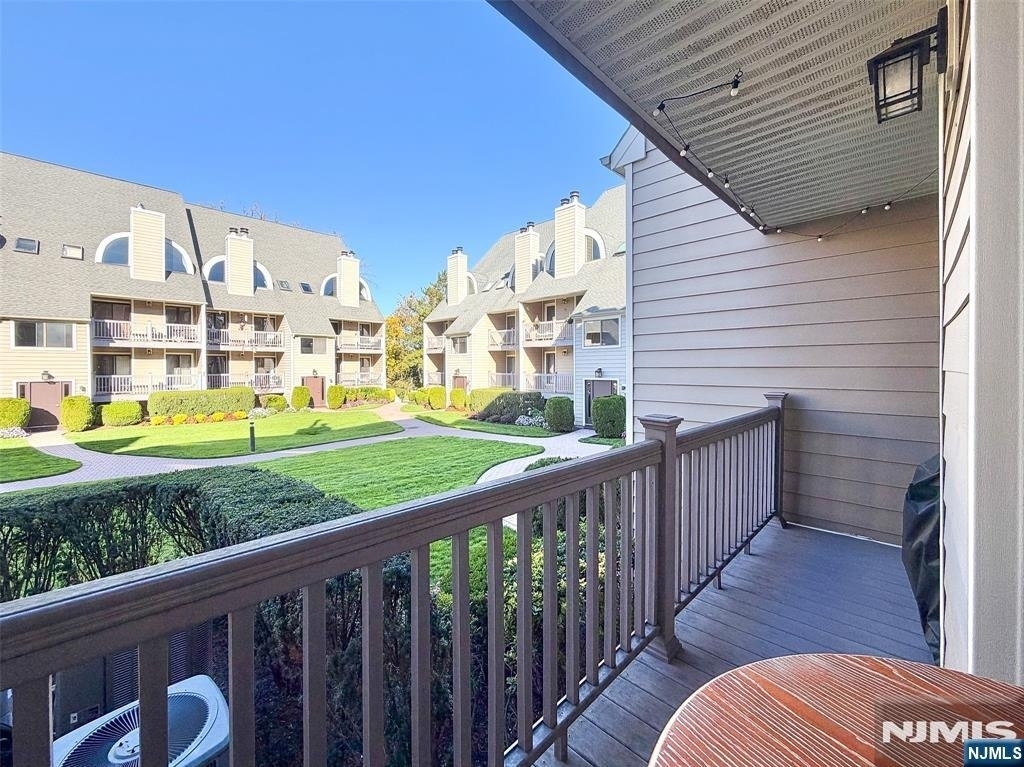 403 River Renaissance - Photo 27