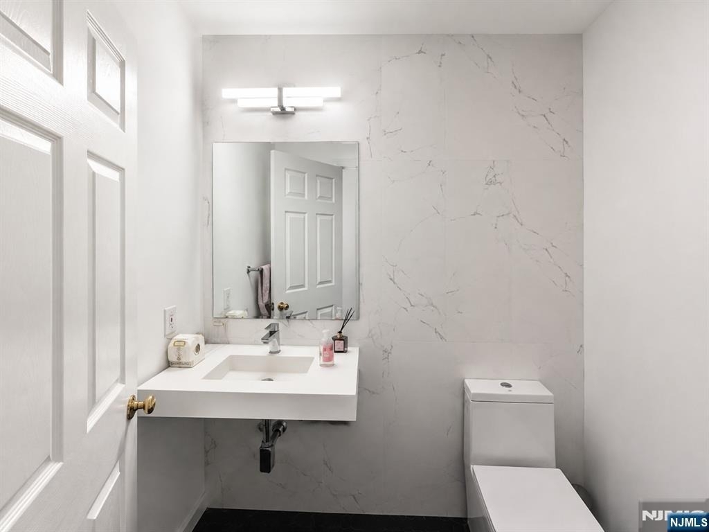 217 Slocum - Photo 6