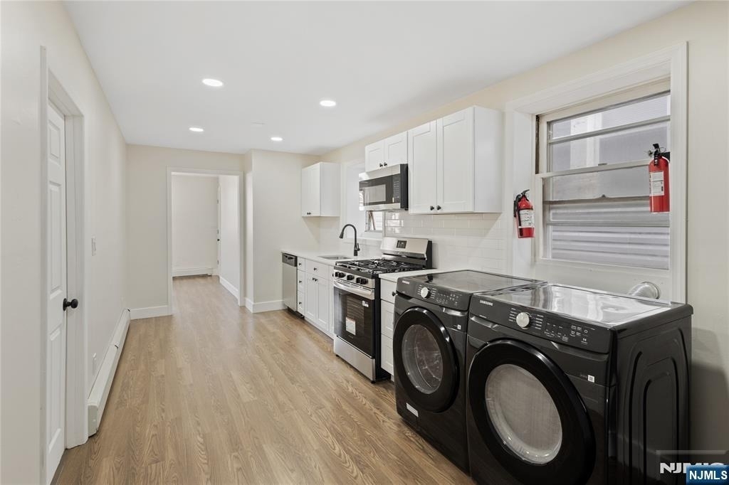 86 Farnham - Photo 2