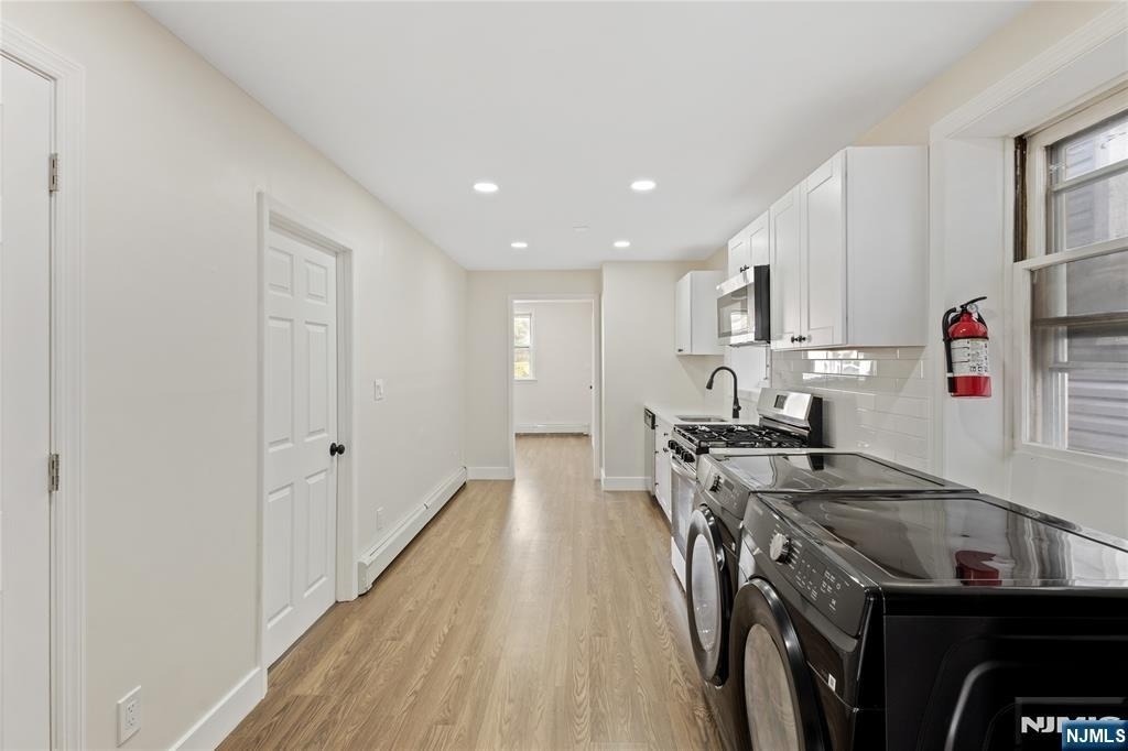 86 Farnham - Photo 3