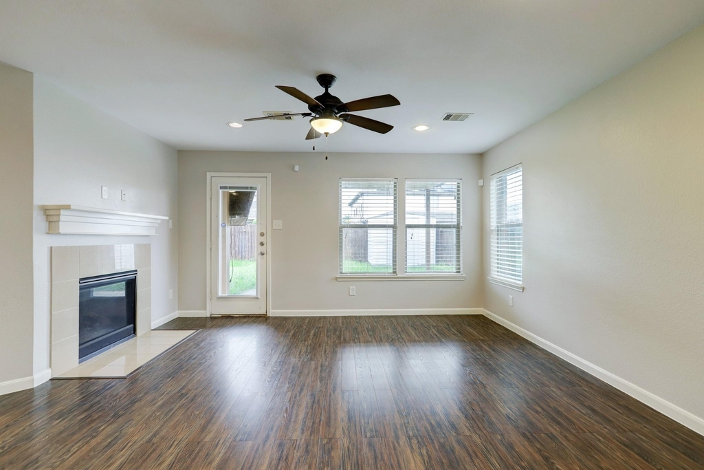 22418 Bellwick Ridge Lane - Photo 7