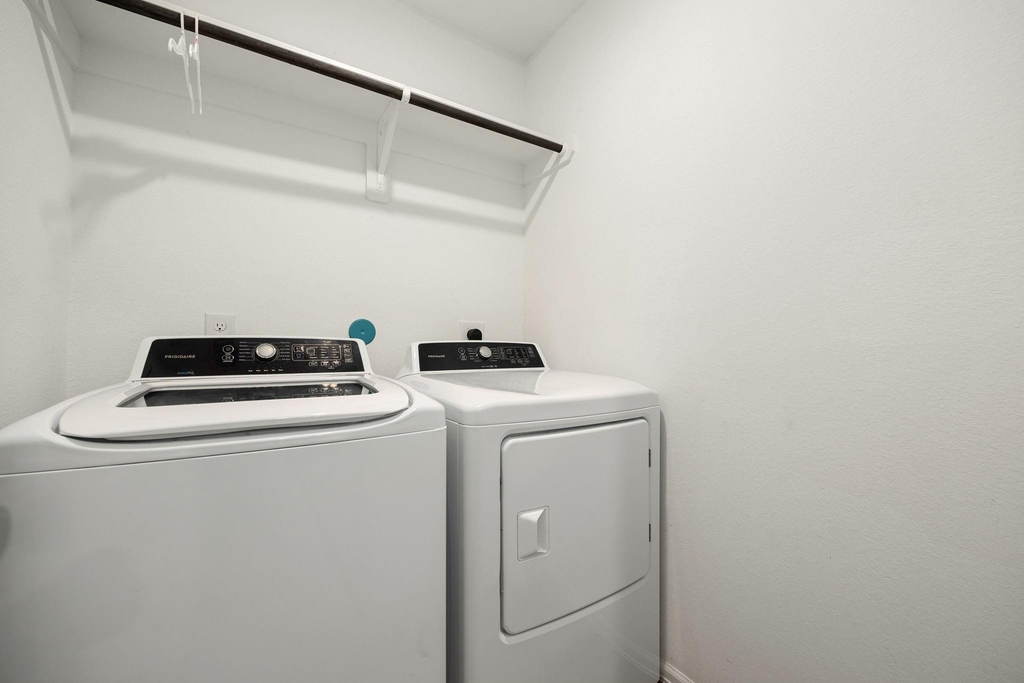 27130 Breakaway Lane - Photo 11