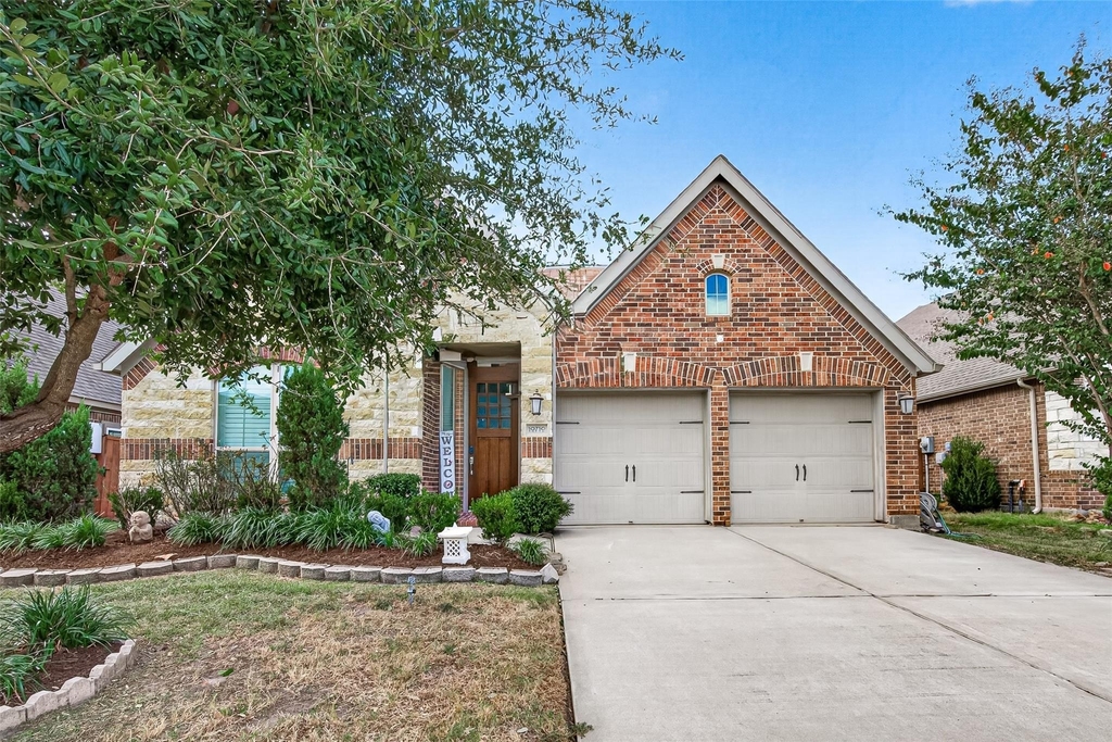 10710 Inverclyde Drive - Photo 0