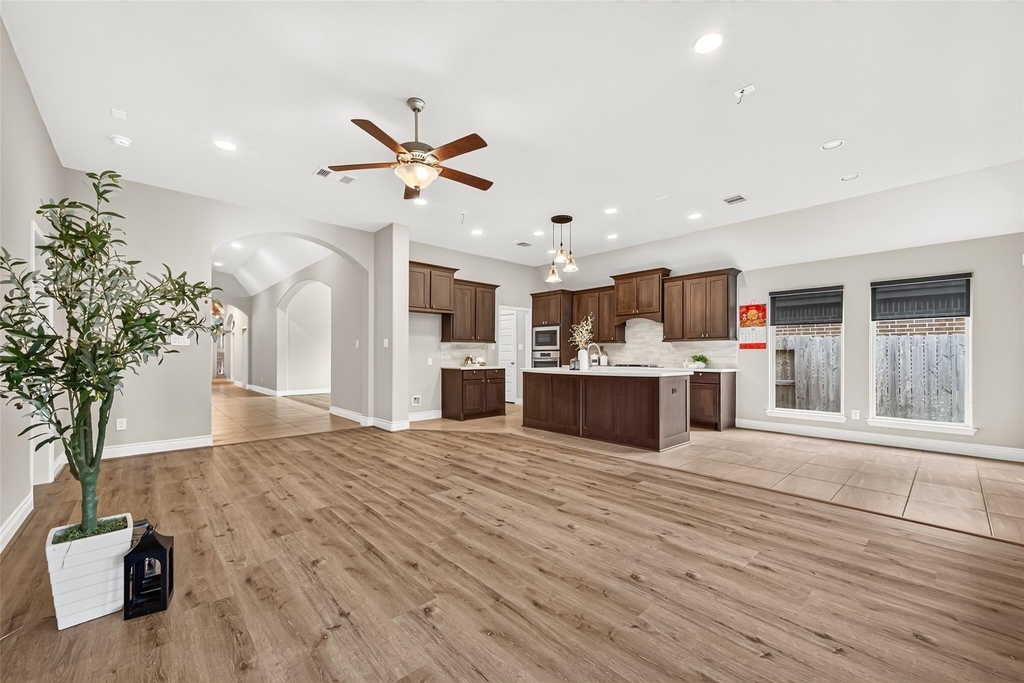 10710 Inverclyde Drive - Photo 9