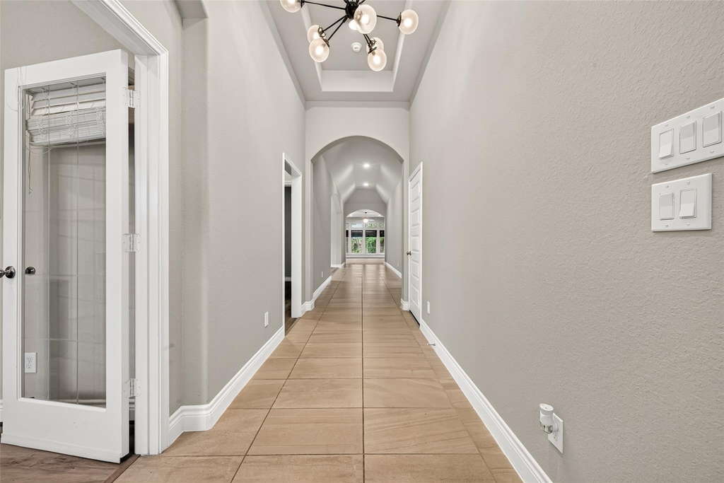 10710 Inverclyde Drive - Photo 3