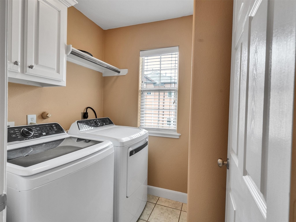 4319 Lillian Street - Photo 19