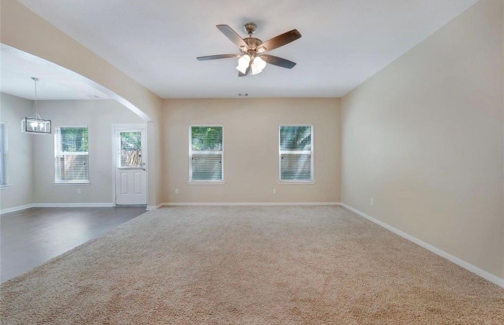 3402 Any Way - Photo 4