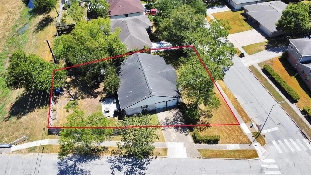 5658 Ludington Drive - Photo 24