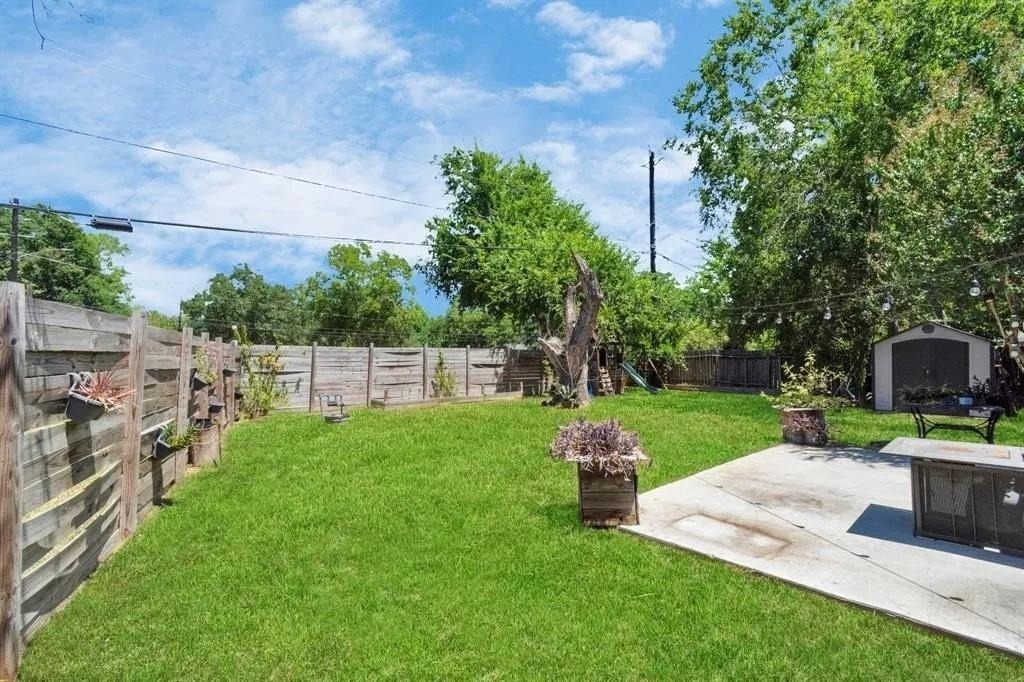 5658 Ludington Drive - Photo 23