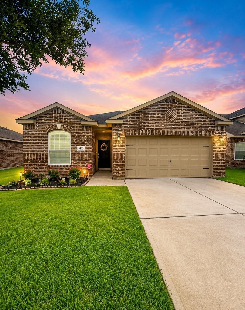5115 Harbor Palm Drive - Photo 1
